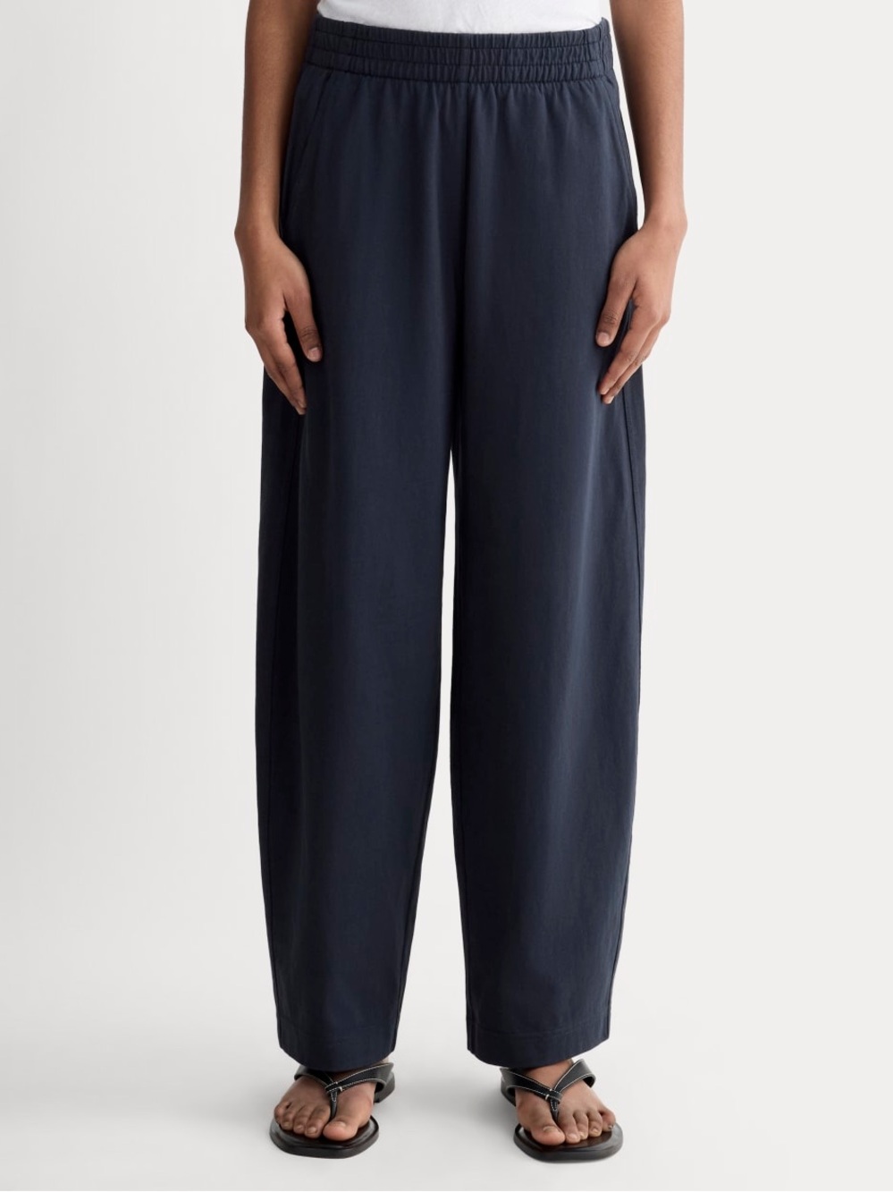 Everlane Organic Cotton The Off Duty Barrel Pant